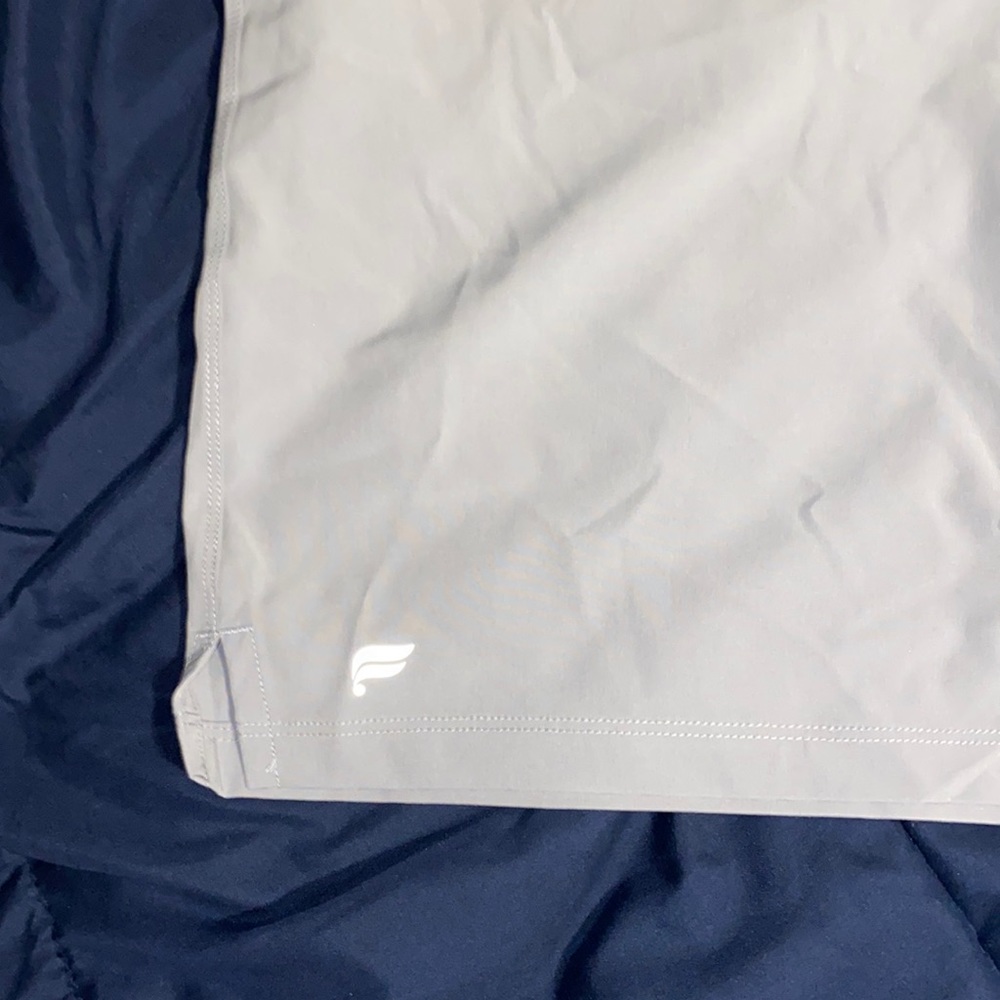 Fabletics 7” shorts grey with inner lining